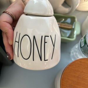 Lot number 2 Rae Dunn